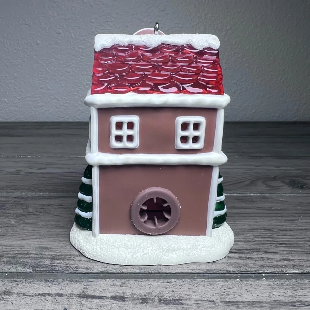 Hallmark NIB 2014 Christmas Ornament Noelville FIRE STATION‎ #9 final in series